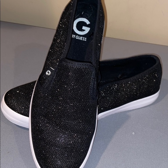 guess slip on shoes